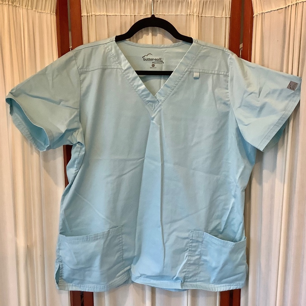 Ladies Butter Soft Blue Stretch Scrub Top V-Neck 2 Front Pockets Size Large NEW